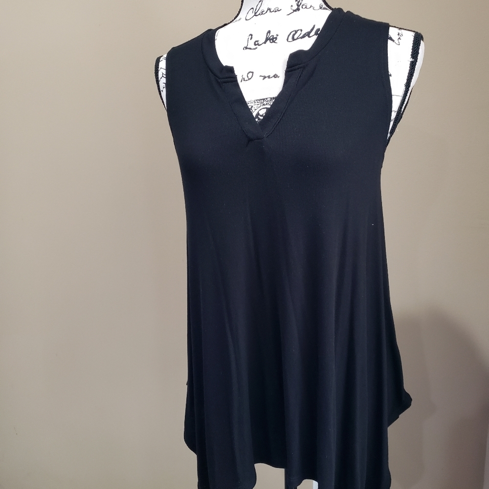 V-neck baby doll short sleeve shirt